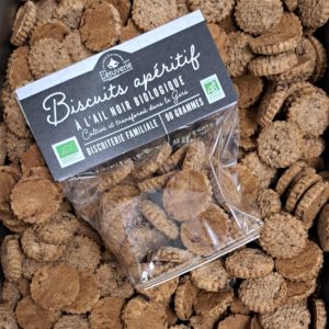 Biscuits à l'ail noir bio